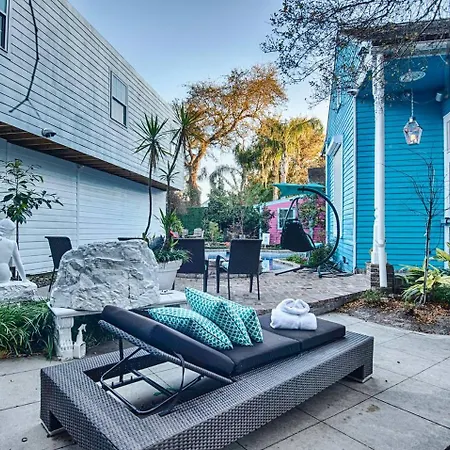 4 Bedroom - Sleeps 8! Best Location Next To Bourbon Street! New Orleans Exterior photo
