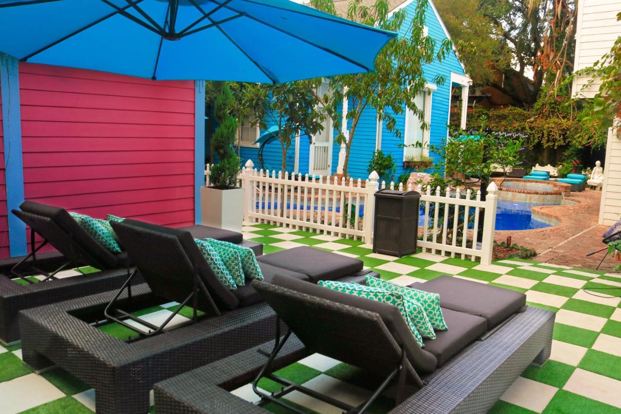 4 Bedroom - Sleeps 8! Location Next To Bourbon Street! Villa