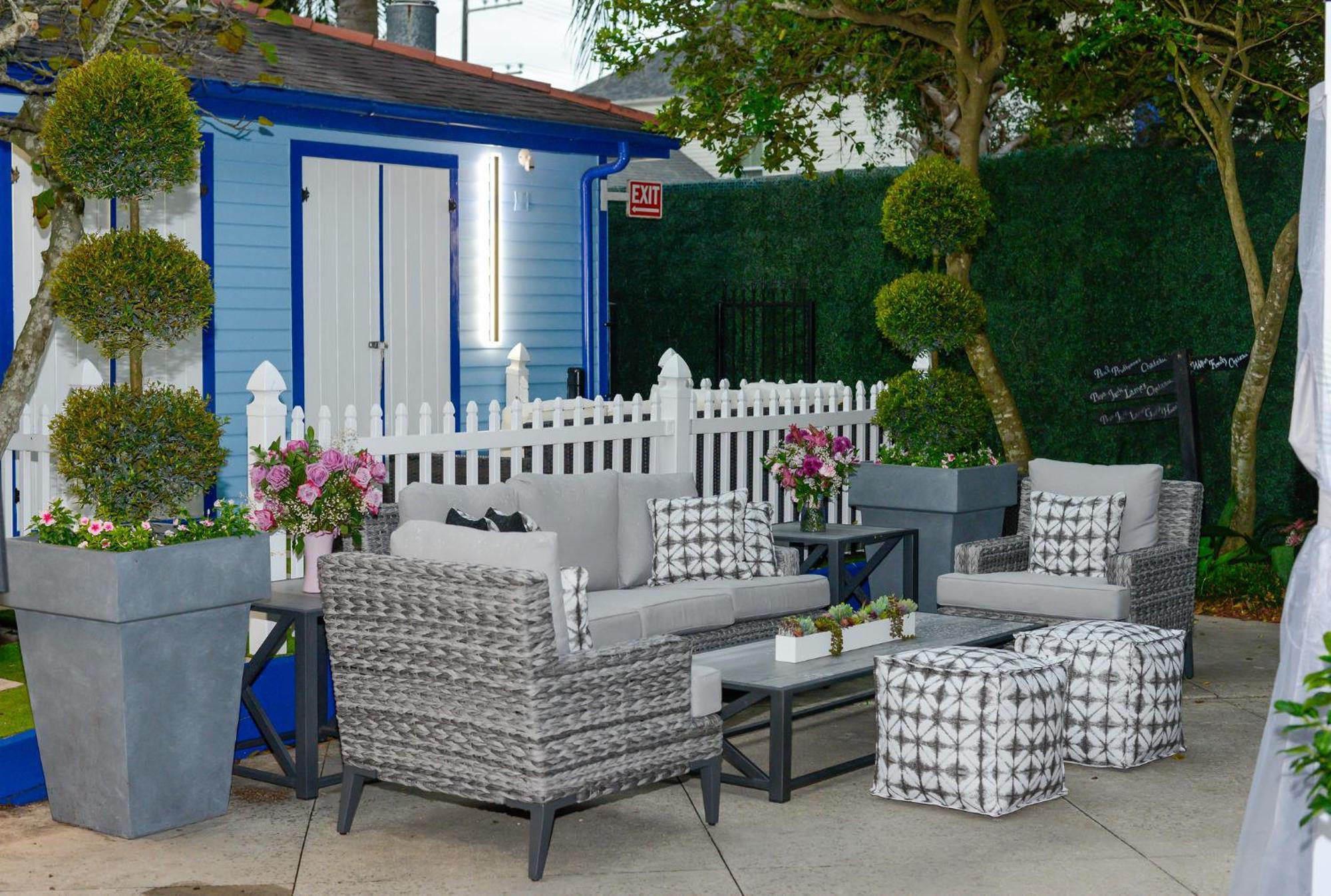 Villa 4 Bedroom - Sleeps 8! Location Next To Bourbon Street! New Orleans