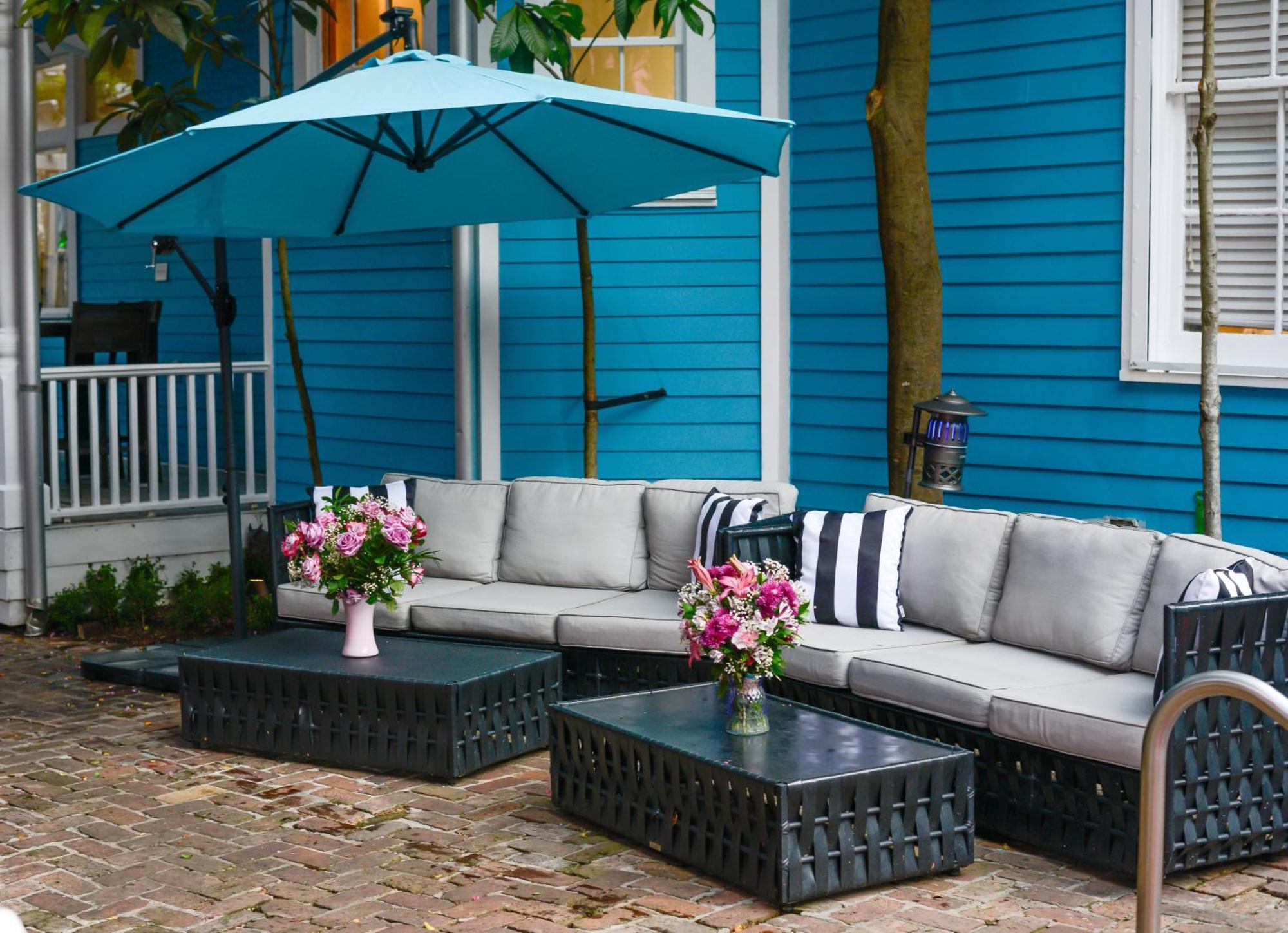 Villa 4 Bedroom - Sleeps 8! Location Next To Bourbon Street!