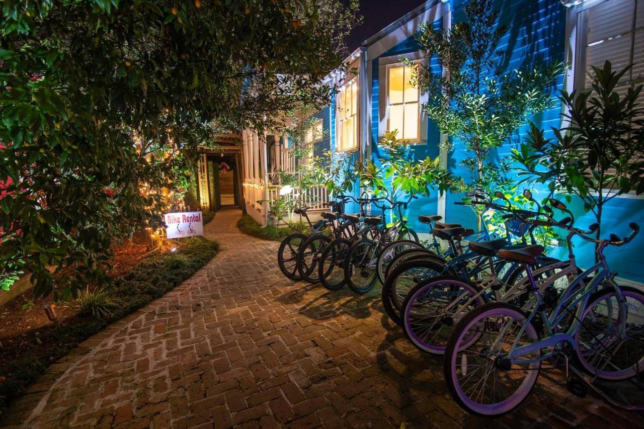 4 Bedroom - Sleeps 8! Location Next To Bourbon Street! * New Orleans
